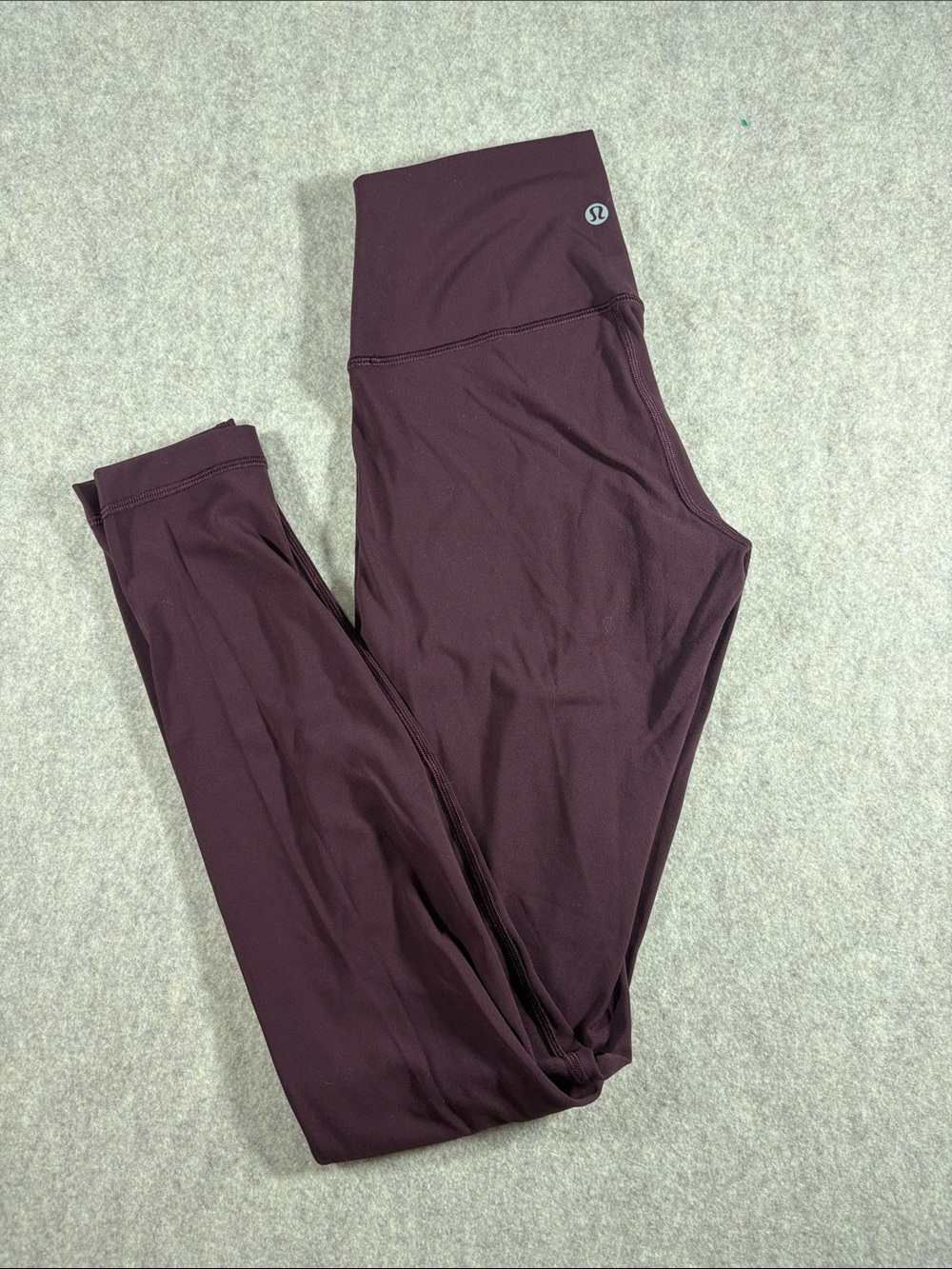 lululemon athletica Align High-Rise Leggings 28” size 4 EUC in color cassis
